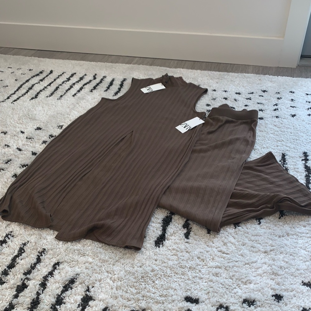 🆕 Zara 2-Piece Slit Ribbed Tunic & Flared Ribbed Pants Set SIZE Large - Picture 9 of 13